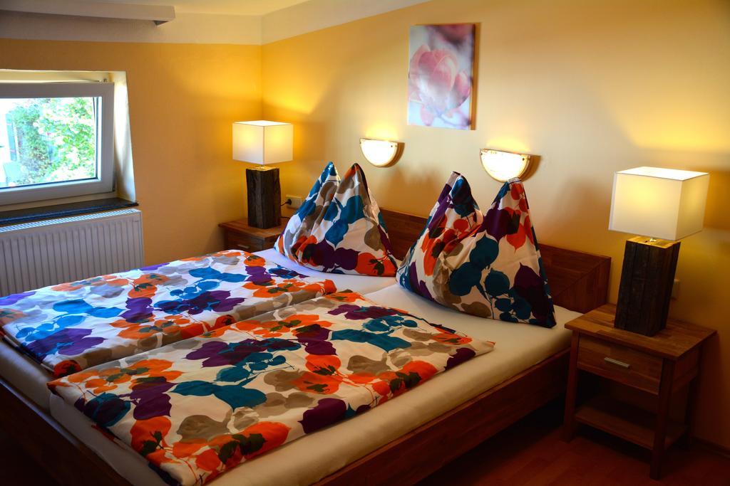 Pension Milan Zell am See Rum bild