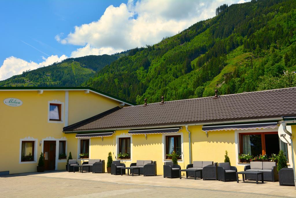 Pension Milan Zell am See Exteriör bild