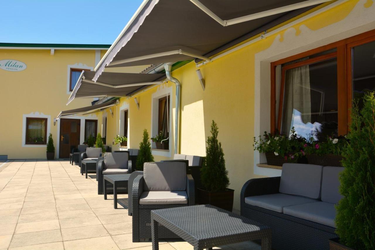 Pension Milan Zell am See Exteriör bild